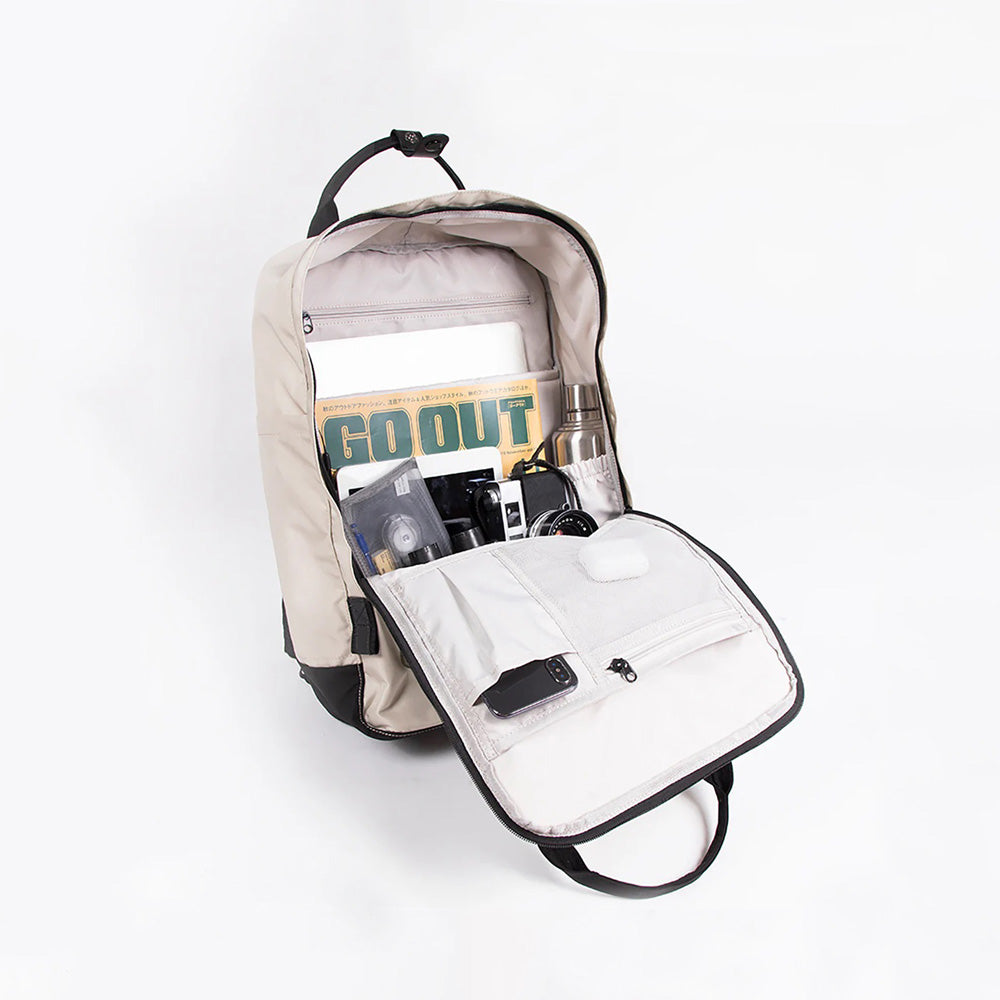 Macaroon Jumanji Series Backpack 20L - Sand & Black