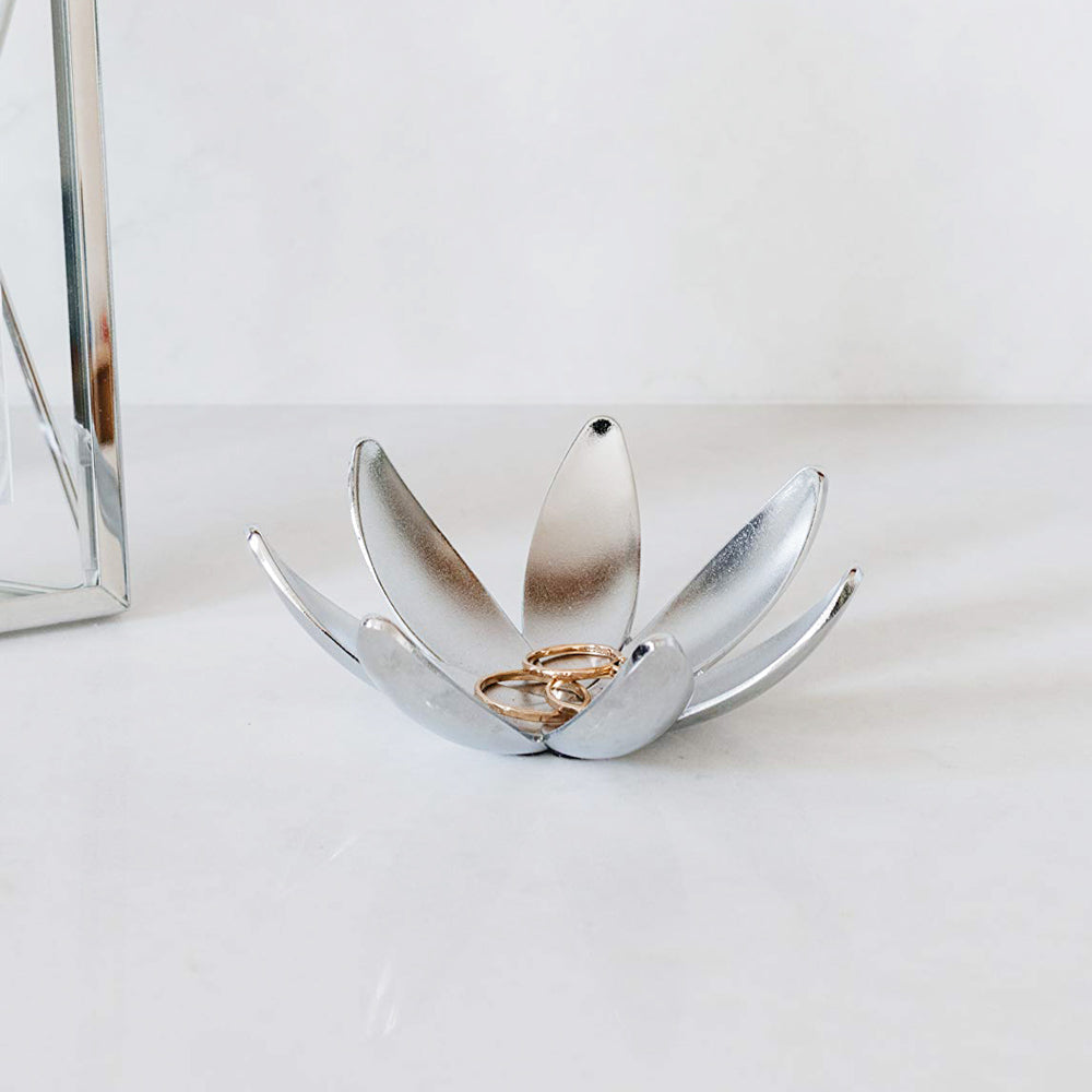 Magnolia Ring Holder - Chrome