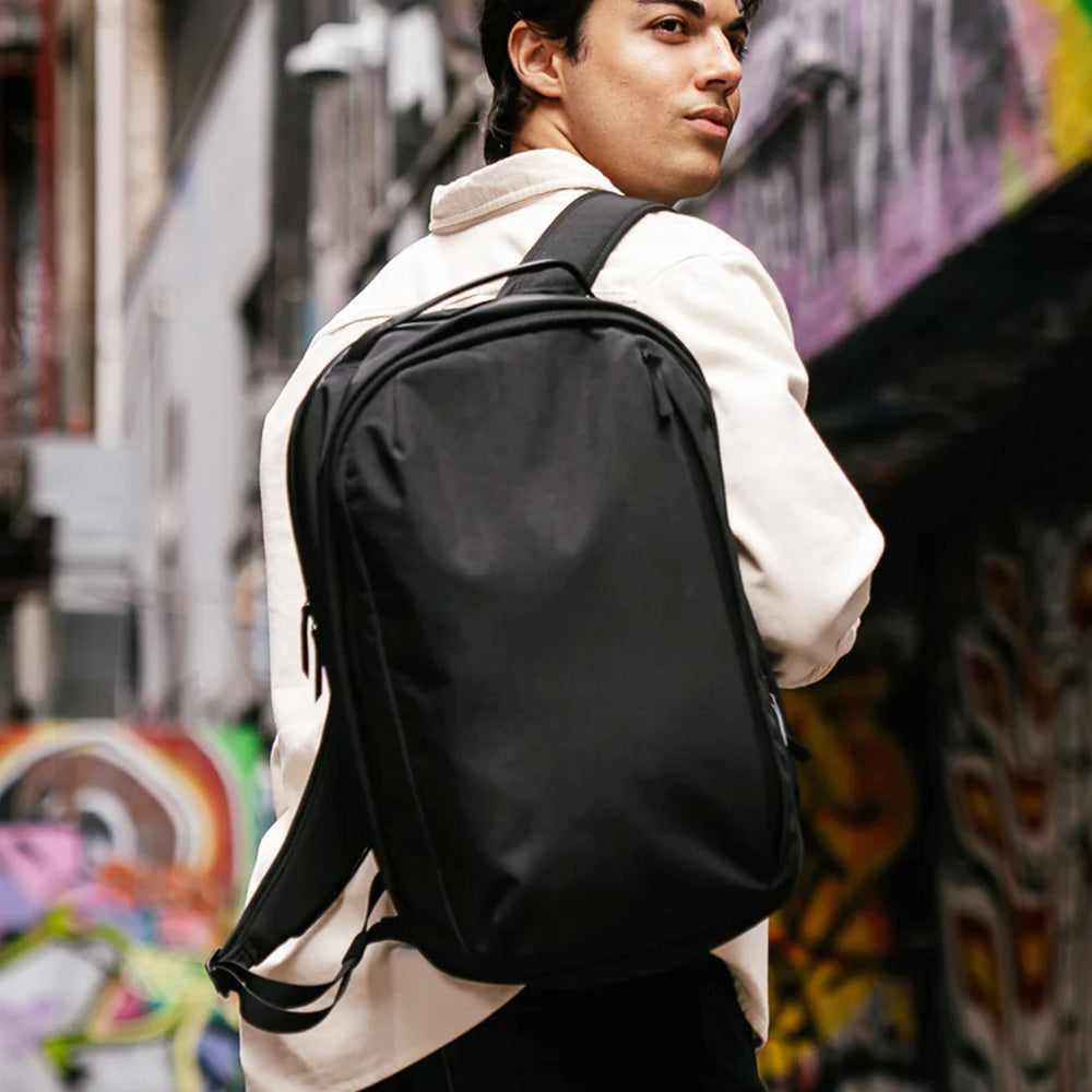 Metro Backpack Pro 24L - Axoflux Black 400D