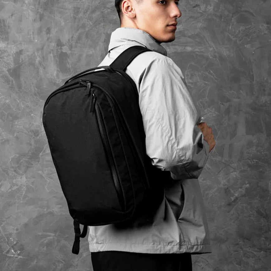 Metro Backpack Pro 24L - Axoflux Black 400D