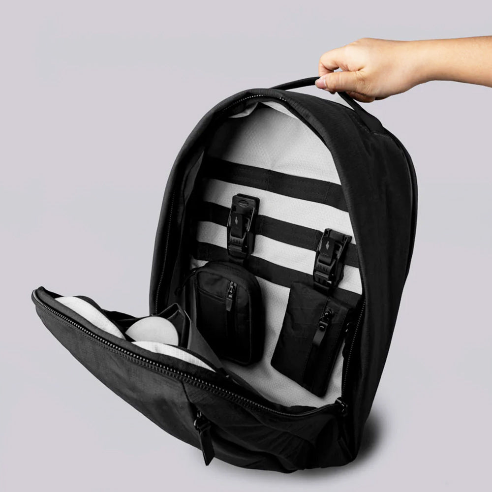 Metro Backpack Pro 24L - Axoflux Black 400D