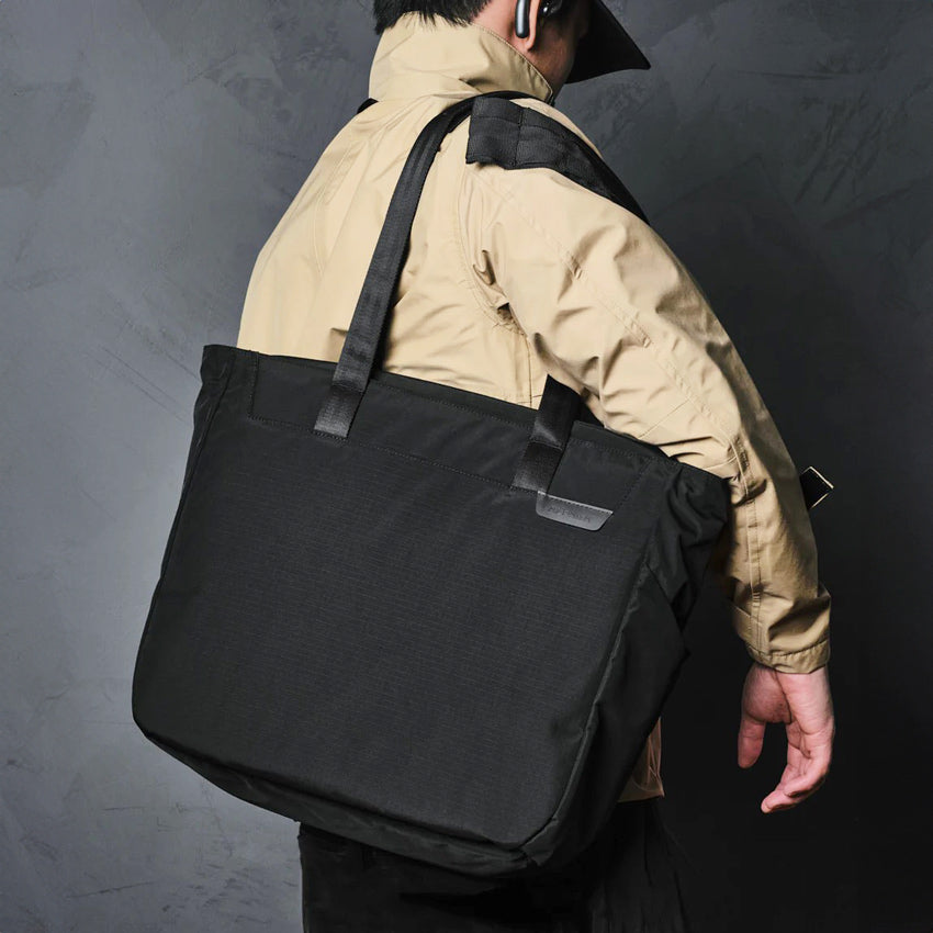 Metro Tote Bag - Axoflux Black