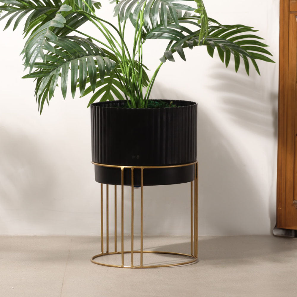 Nara Ribbed Planter with Stand Short - Black Gold