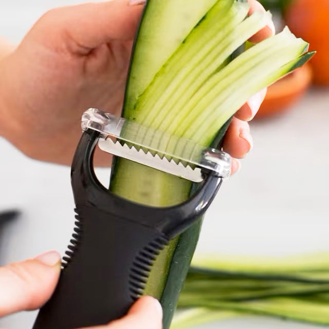 OXO Good Grips Julienne Peeler Black_4