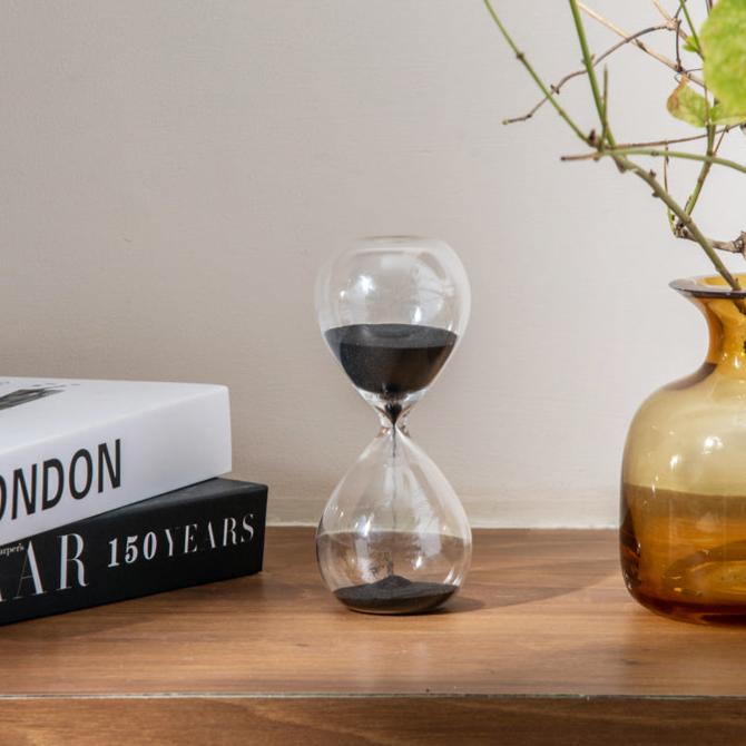 Oslo Hourglass Small - Black