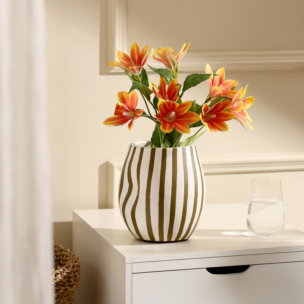 Palo Striped Vase Short - Olive Cream