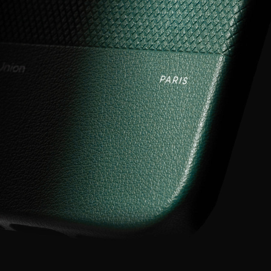 Re-Classic Case for iPhone 16 Pro - Slate Green