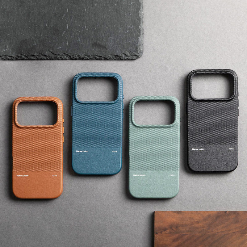 Re-Classic Case for iPhone 17 Pro - Tan