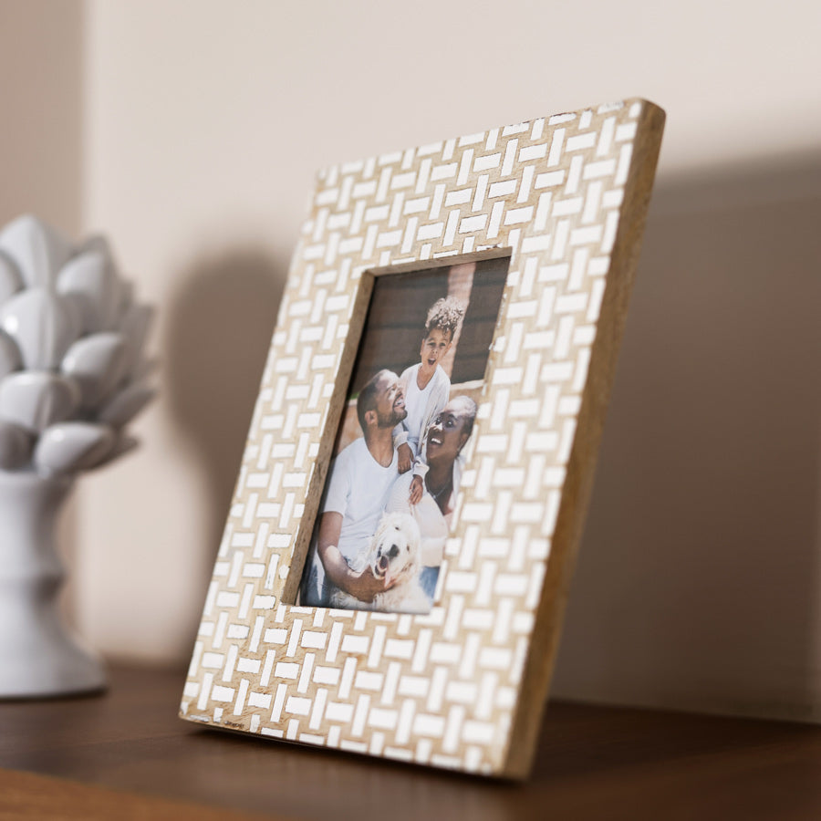 Relief Wooden Photo Frame Medium - Birch