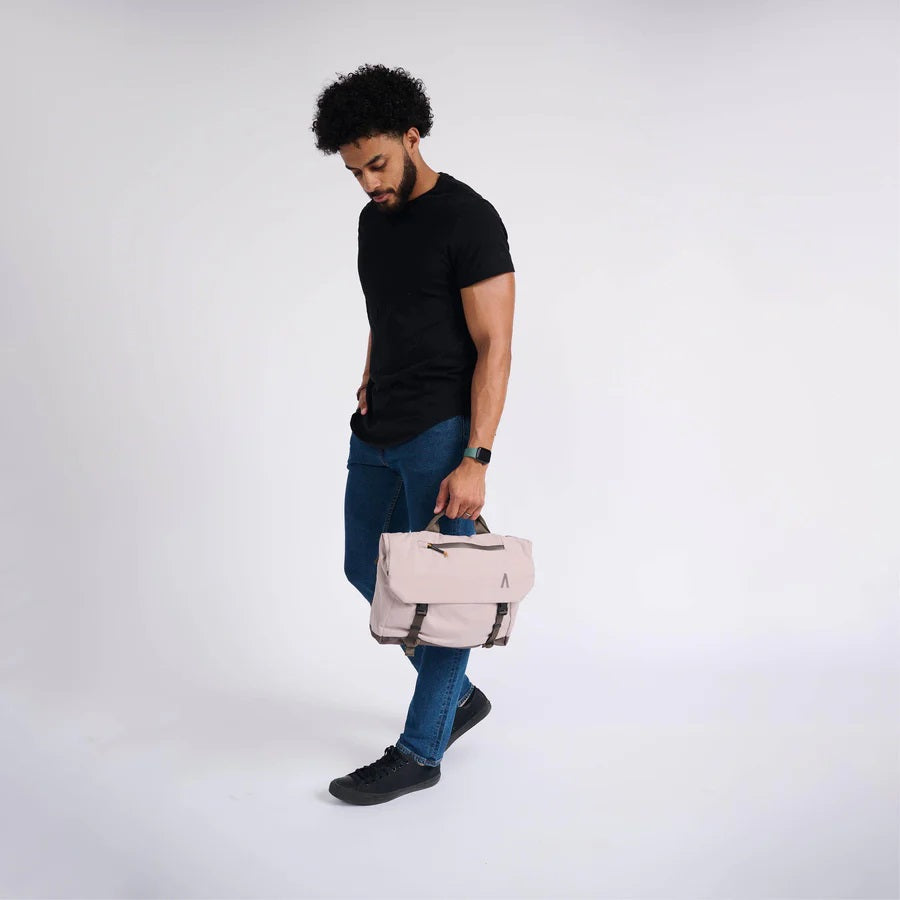 Rennen Shoulder Bag - Clay