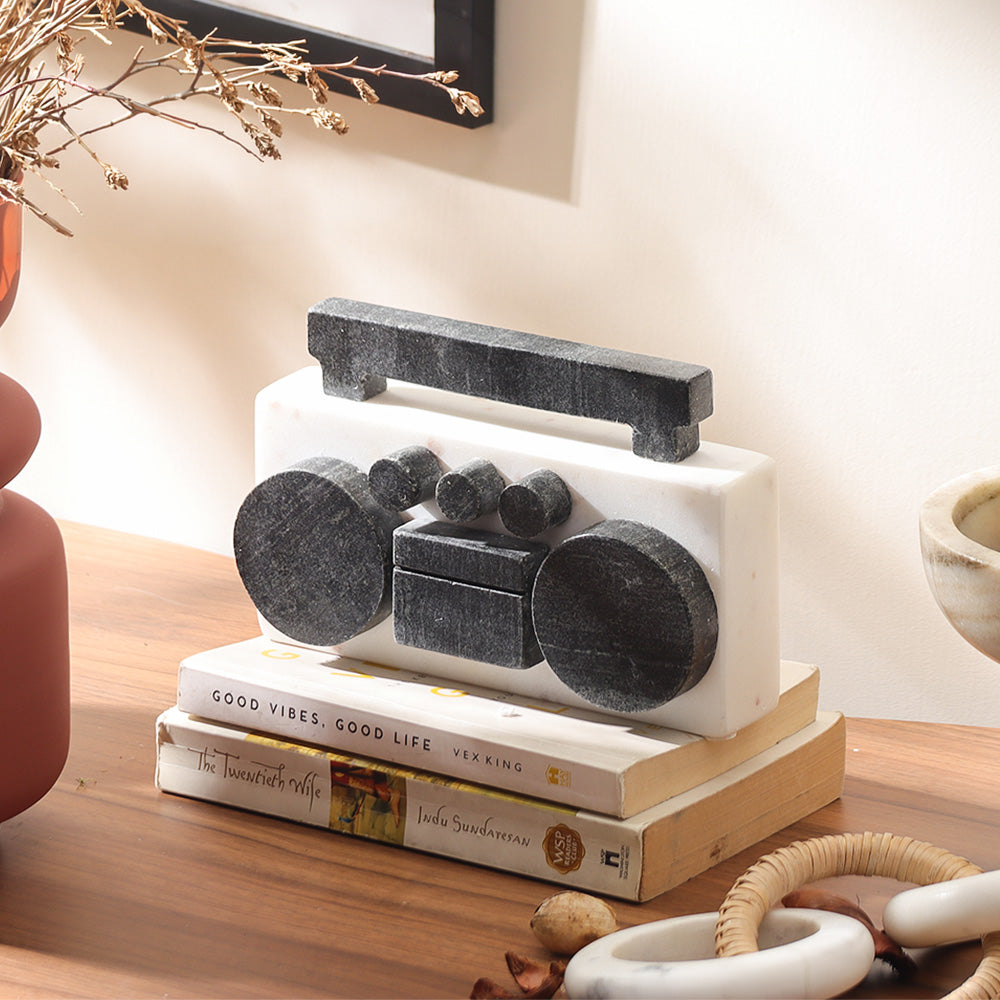 Retro Radio Marble Sculpture - Monochrome