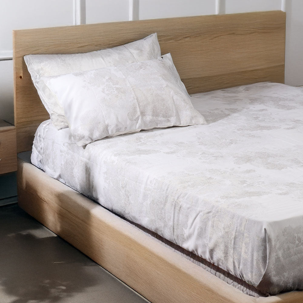 Rosette Duvet Cover and Pillow Shams Set - Grey