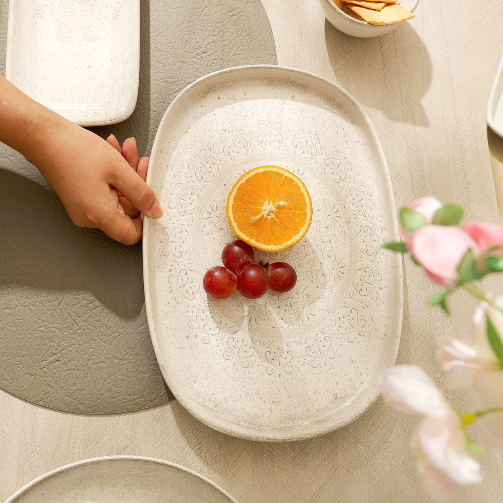 Rubio Oval Platter - Vintage Beige