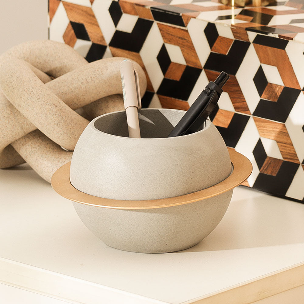 Saturn Multi-purpose Holder - Concrete