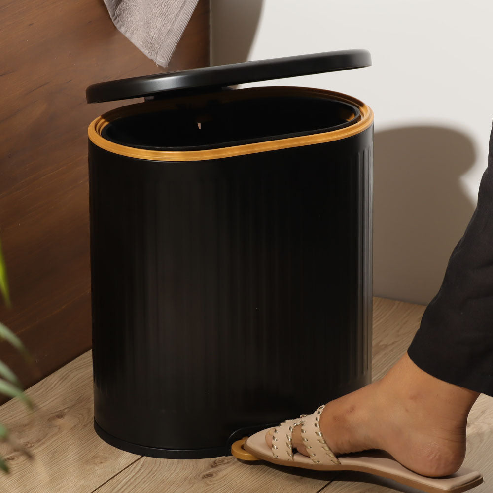 Ovate Pedal Bin 9L - Black & Gold