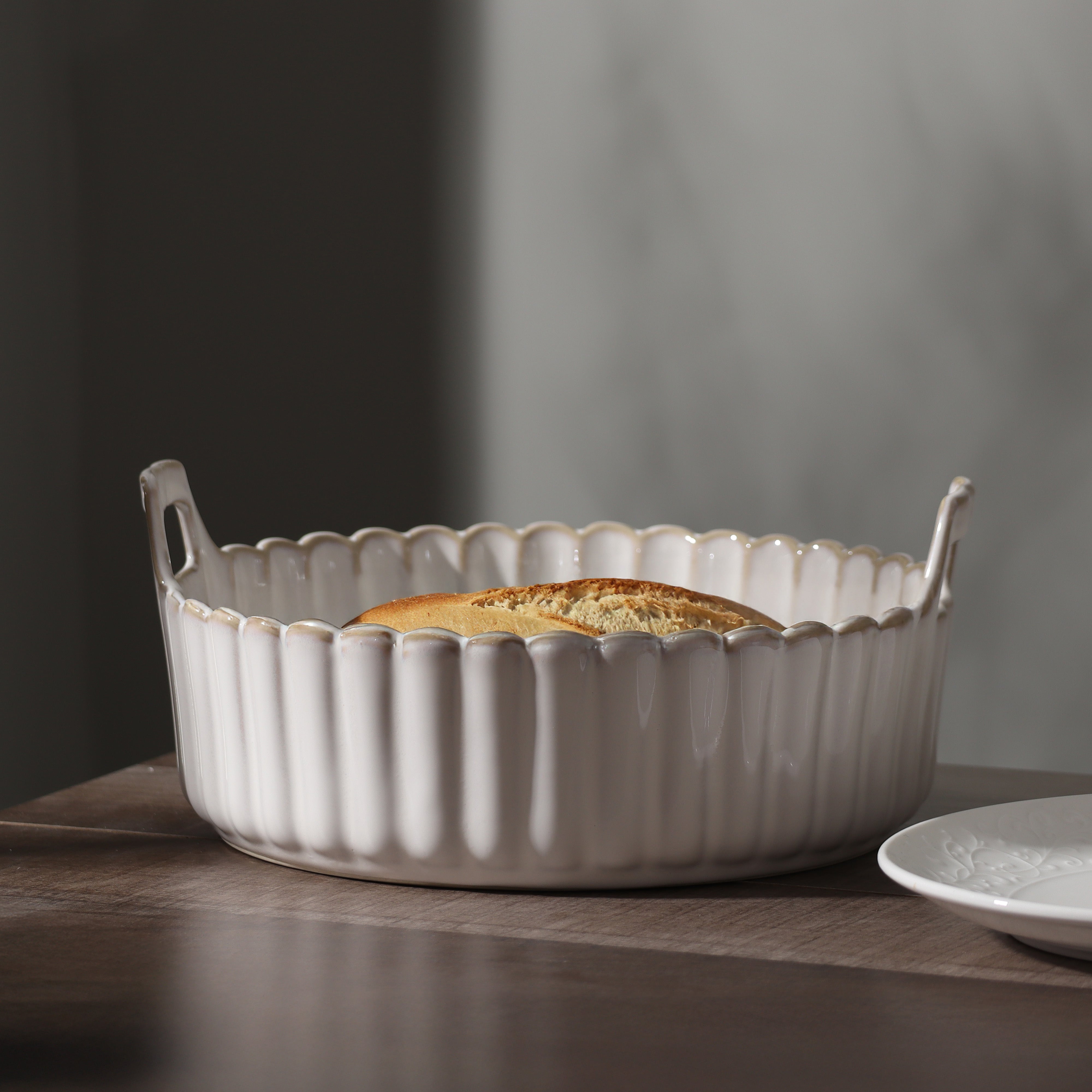 Scallop Round Baking Dish - Ivory