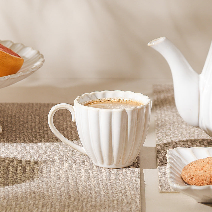 Scallop Tea Cup - Ivory
