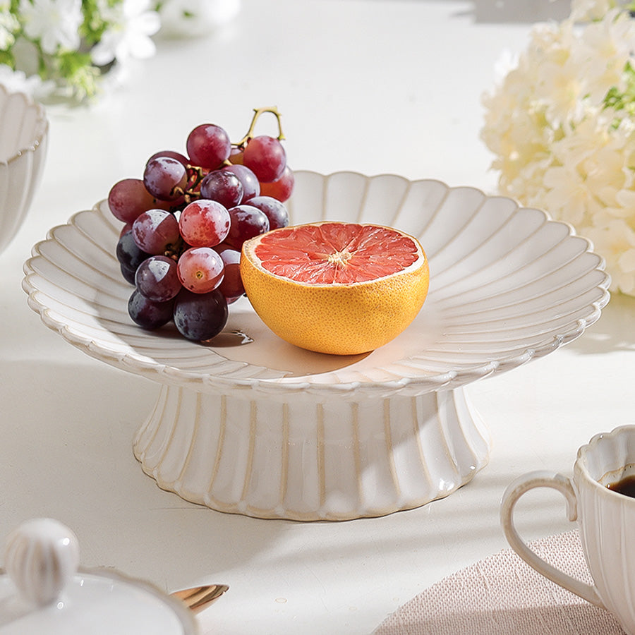 Scallop Elevated Plate - Ivory