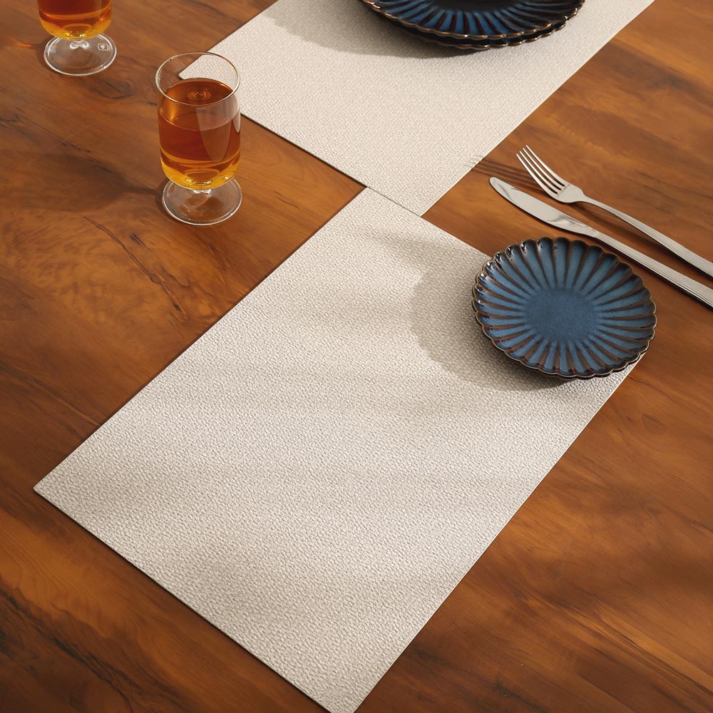 Silkstone Reversible Mats, Set of 6 -  Milk White