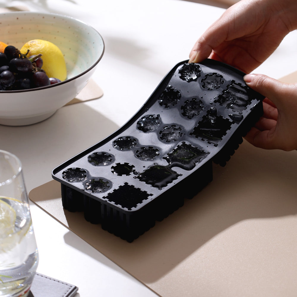 Singles Ice Cube Tray - Black
