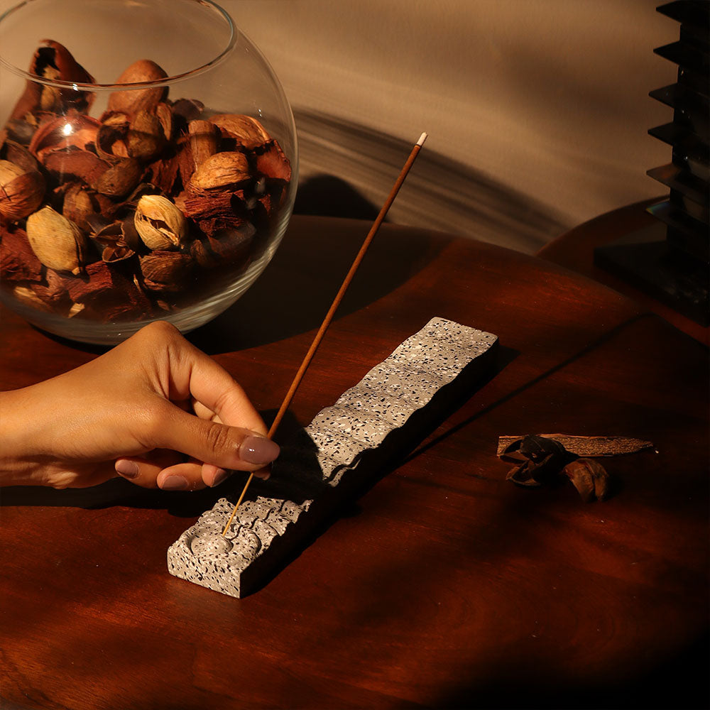 Soothe Concrete Incense Holder - Speckled Grey