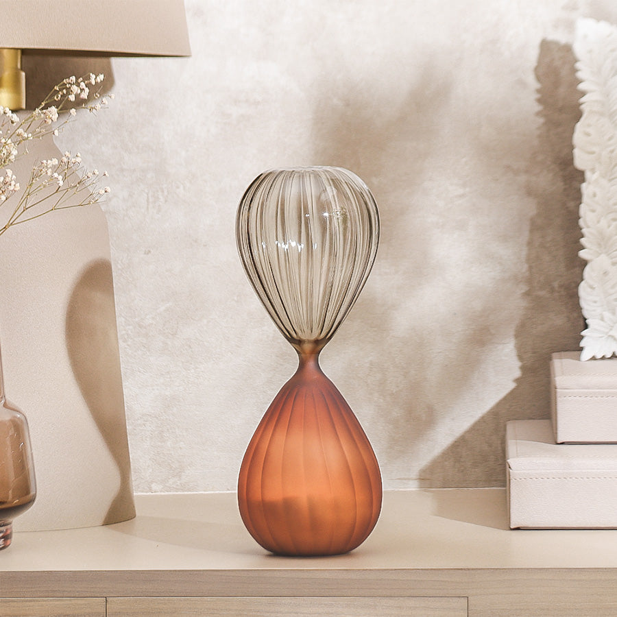Stockholm Ribbed Hourglass Large - Smoke Amber