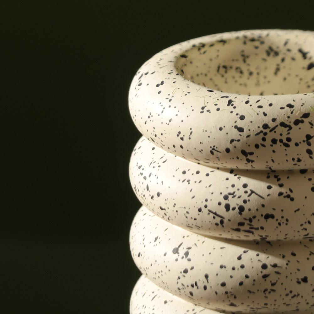 Strata Concrete Vase Small - Speckled Cream