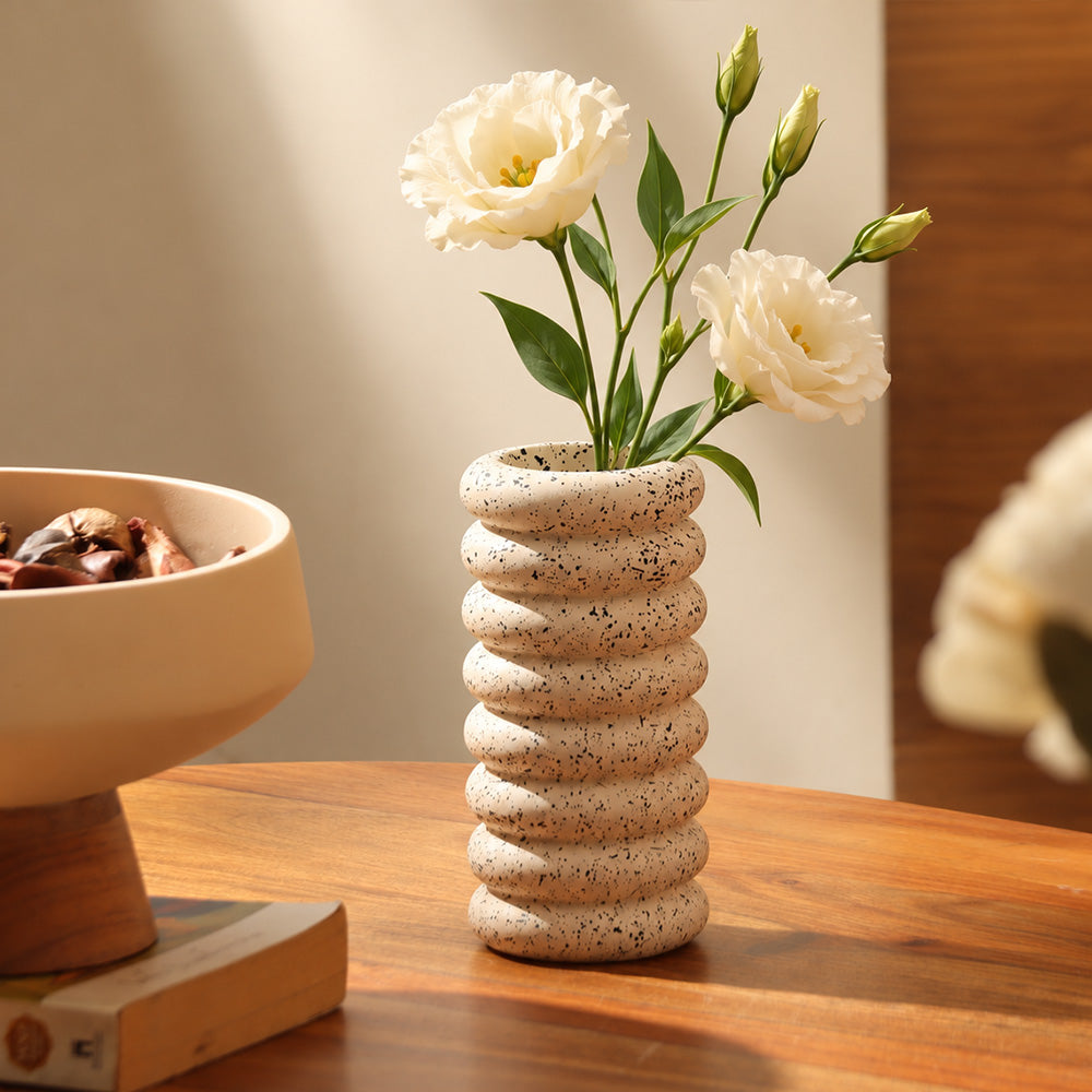 Strata Concrete Vase Small - Speckled Cream