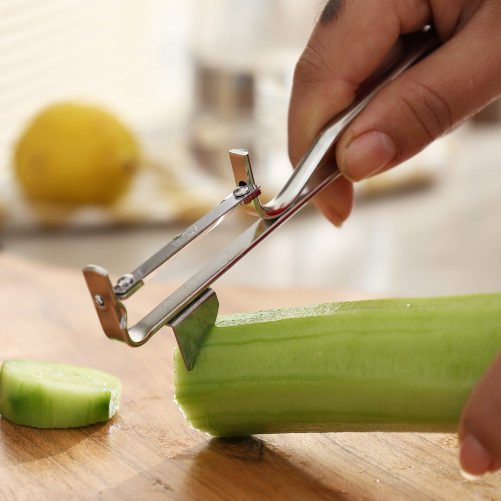 Swing Universal Peeler