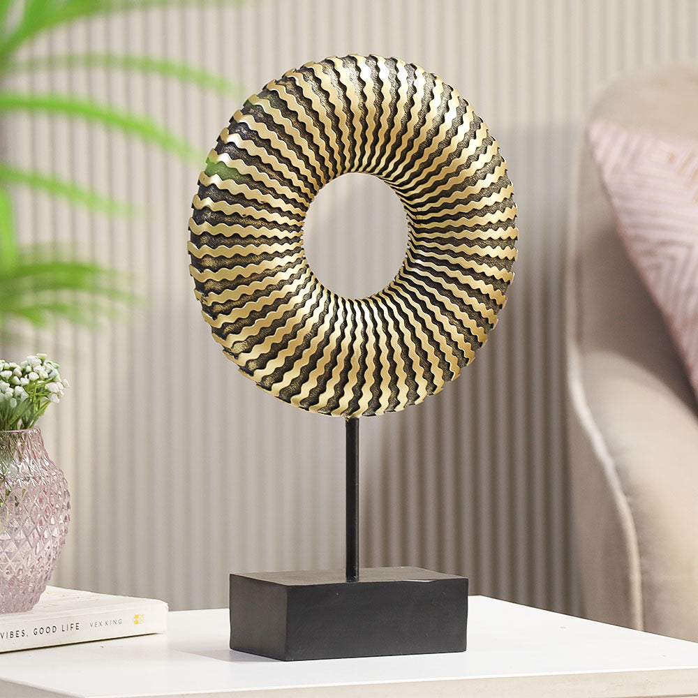 Thresh Decorative Sculpture - Gold & Black