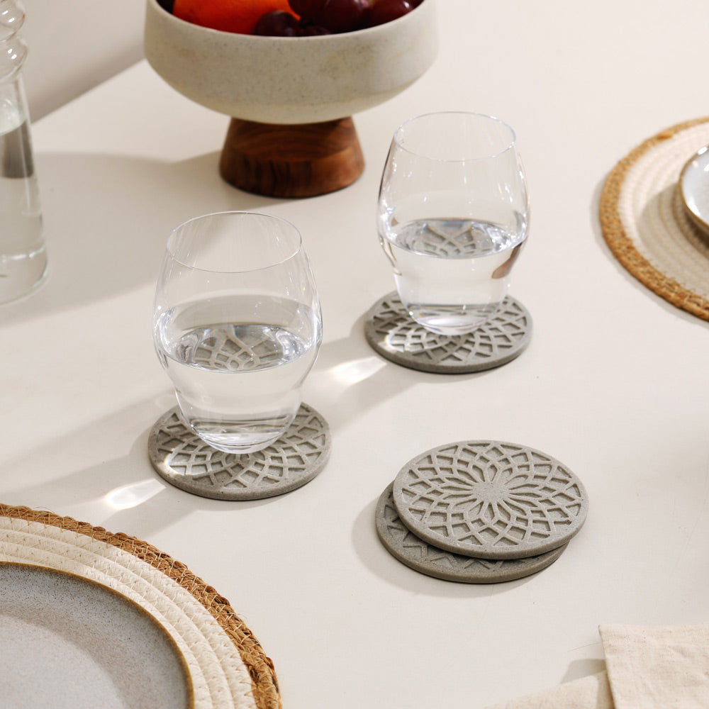 Trobe Round Coasters, Set of 4 - Speckled Cream