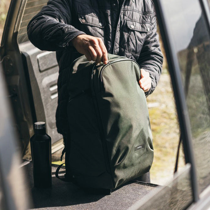 Transit Workpack Pro 28L - Black