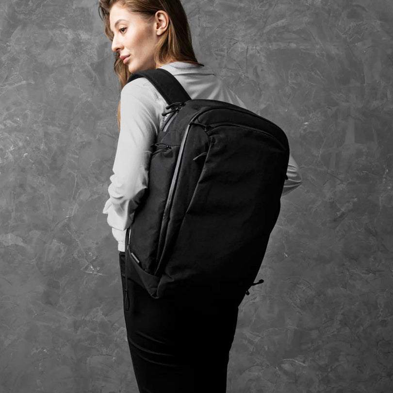 Alpaka Traverse Backpack 30L - Axoflux Black
