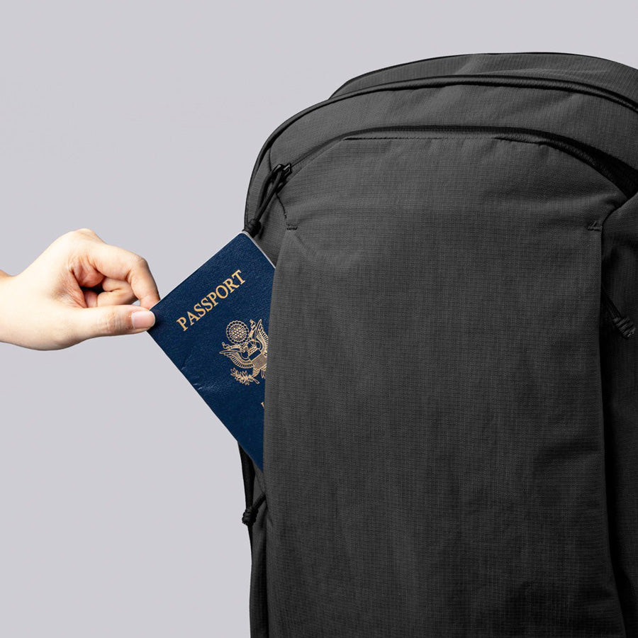 Traverse Backpack 30L - Axoflux Black