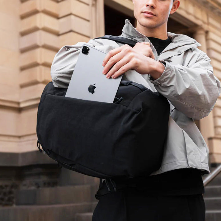 Traverse Backpack 30L - Axoflux Black