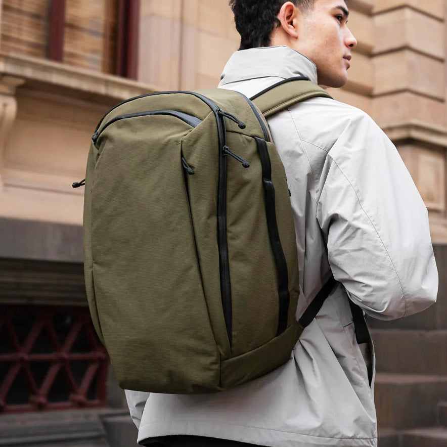 Alpaka Traverse Backpack 30L - Axoflux Green