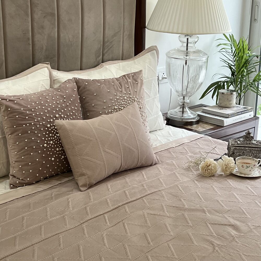 Trigon Cotton Reversible Bedspread - Buff and Ivory