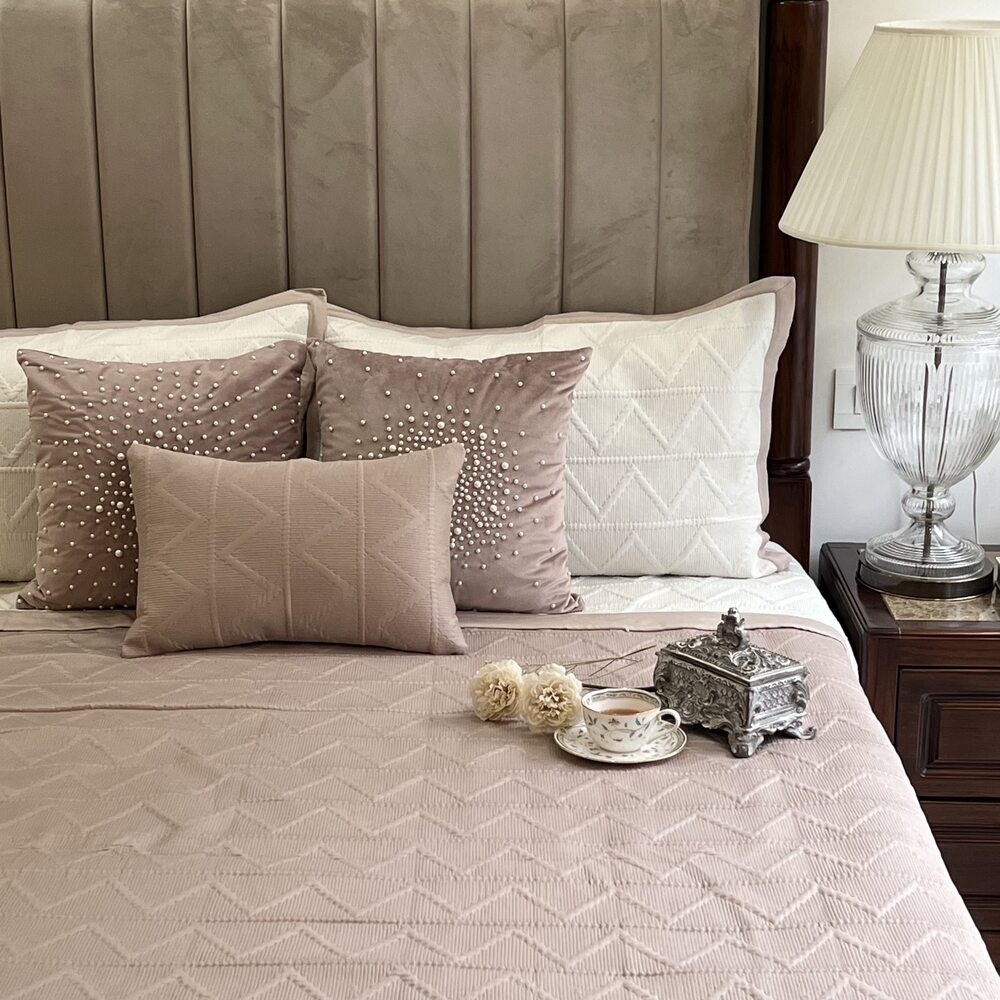 Trigon Cotton Reversible Bedspread - Buff and Ivory