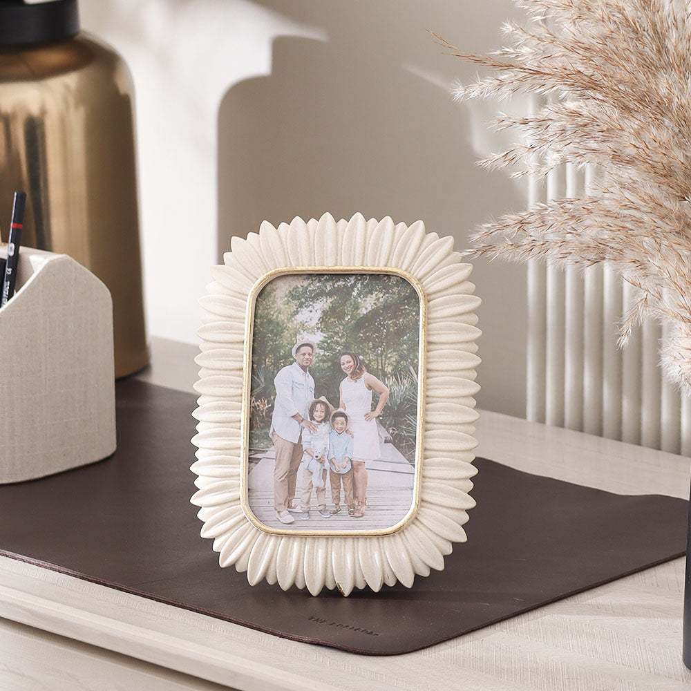 Tropicale Photo Frame Medium - Ivory Gold
