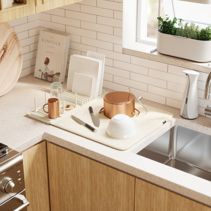 UDry Peg Drying Rack with Mat - Linen