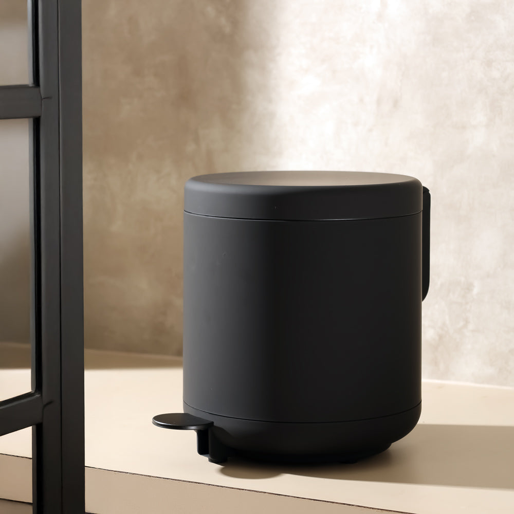 Ume Pedal Bin 4L - Black