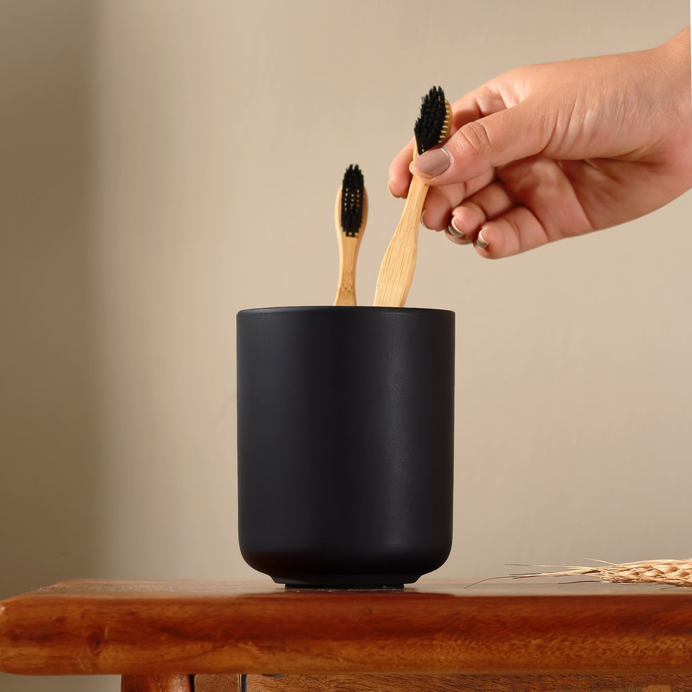 Ume Toothbrush Tumbler - Black