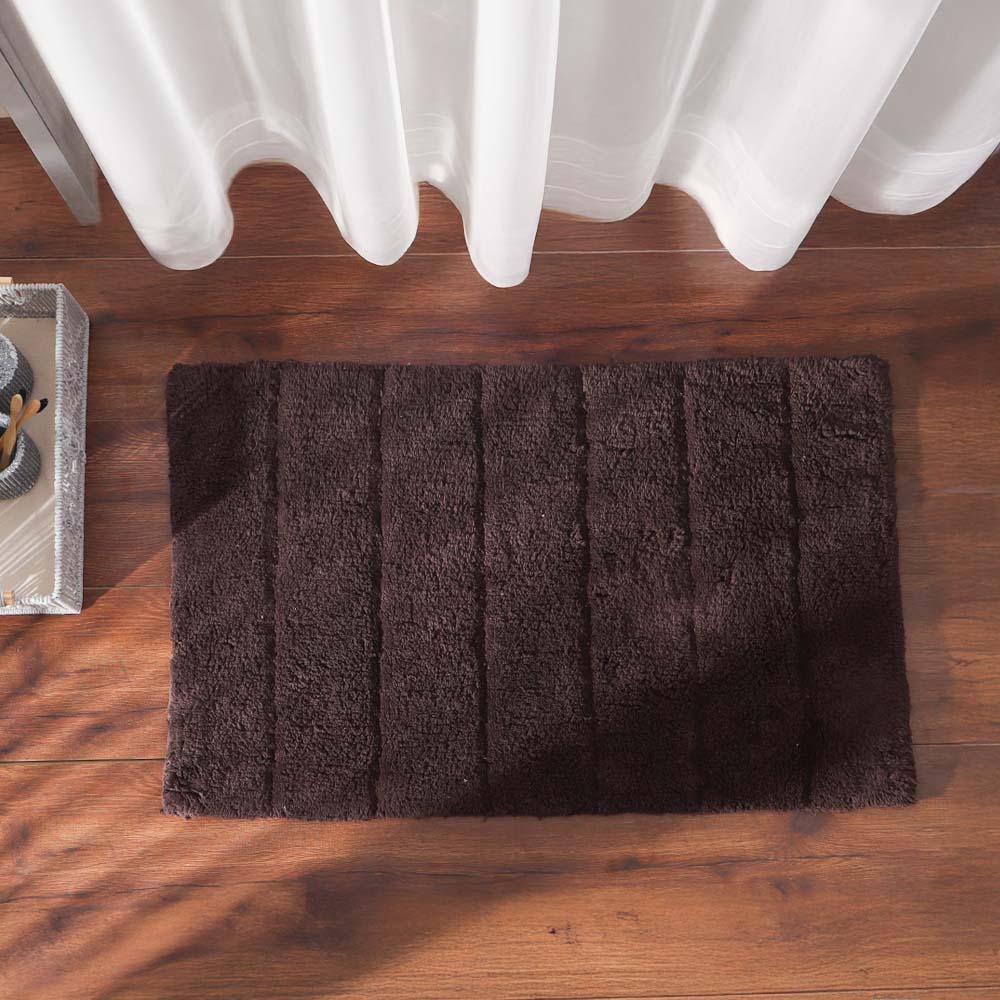 Vena Chalk Striped Tufted Bathmat - Brown