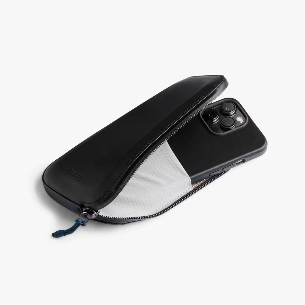 Venture Phone Pocket - Ink Black