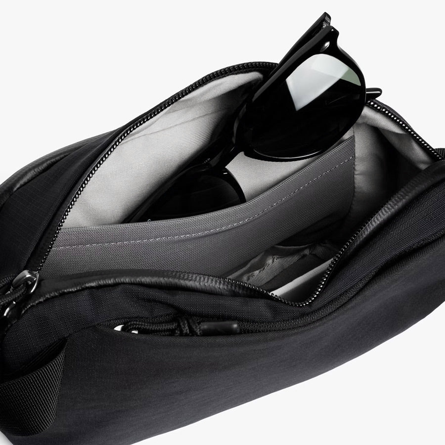 Venture Ready Sling 2.5L - Black