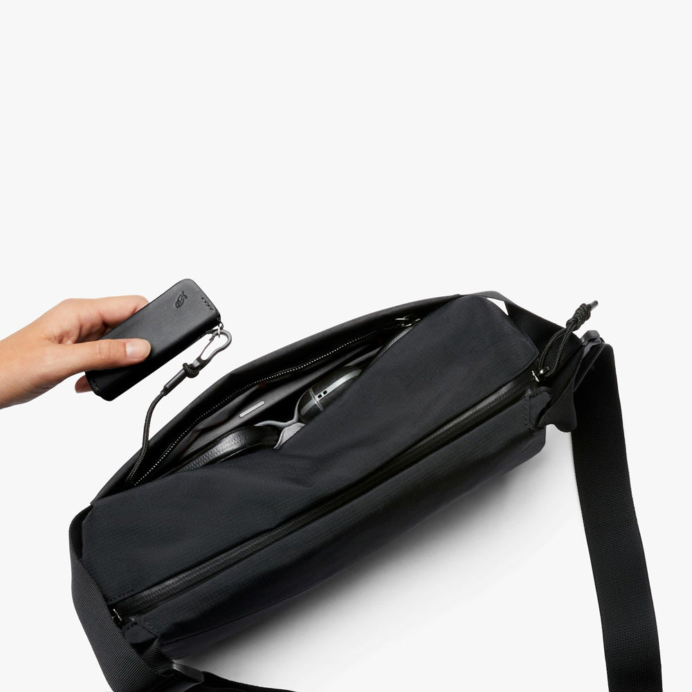 Venture Sling Bag 6L - Black