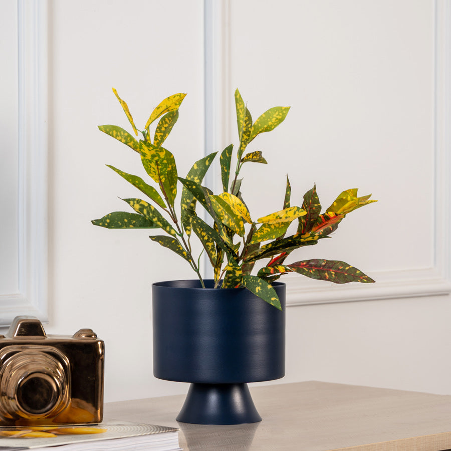 Vera Round Desk Planter - Ink Blue