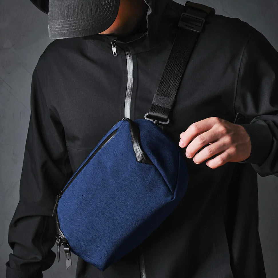 Vertex Pouch - Axoflux Blue