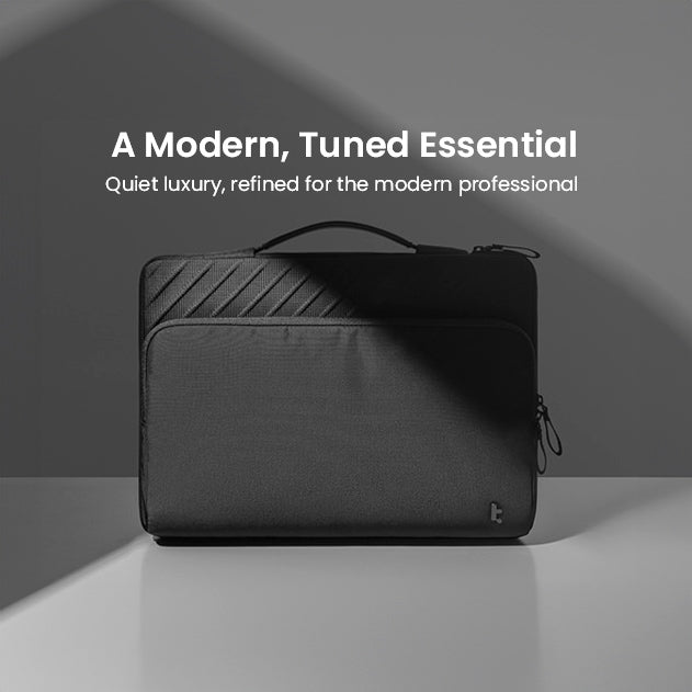 Voyage A24 Laptop Briefcase - Black 16 Inch