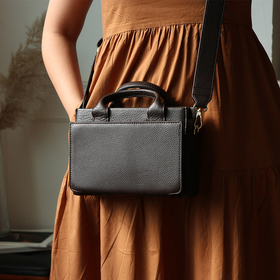 Voyager Crossbody Bag Mini - Dark Brown